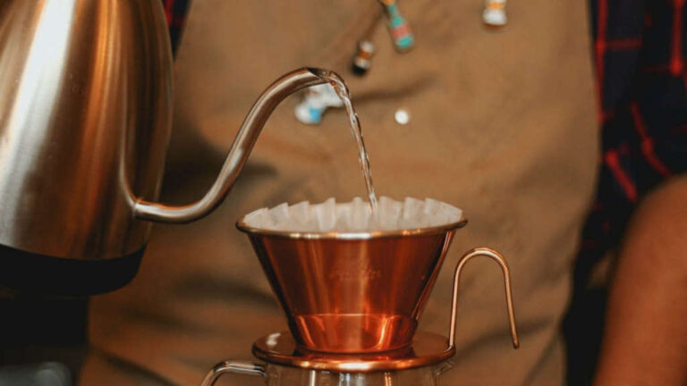 Kahve Demleme Teknikleri: Evde Mükemmel Filtre Kahve Nasıl Yapılır?